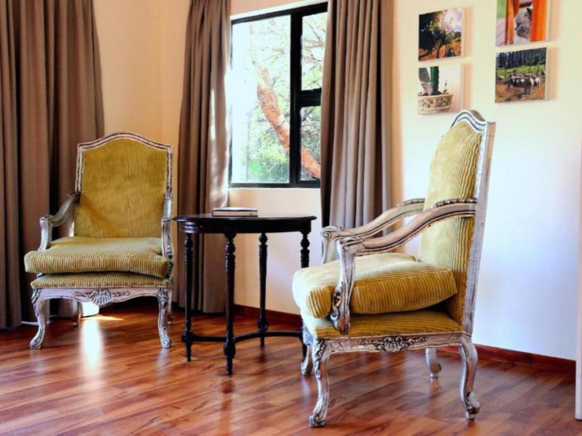 Mymering Wine & Guest Estate Ladismith Bilik gambar